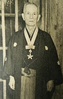 板谷波山