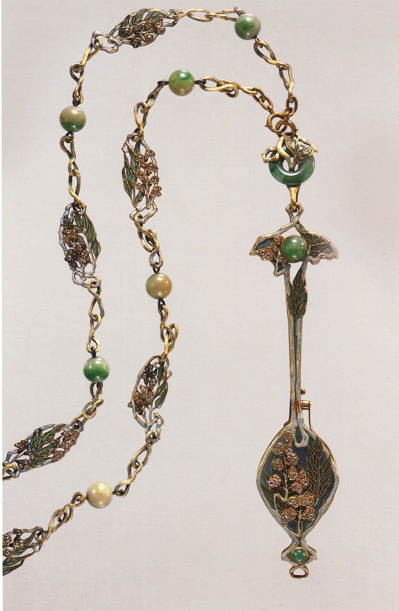 Lorgnette and chain